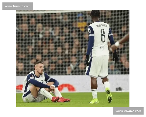 热刺新帅托马斯・弗兰克首访 Hotspur Way 与麦迪逊德拉古辛共商康复大计