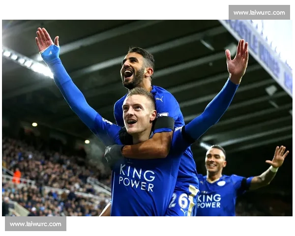 谢菲联 600 万英镑求购热刺新星菲利普斯 英冠劲旅瞄准潜力中卫