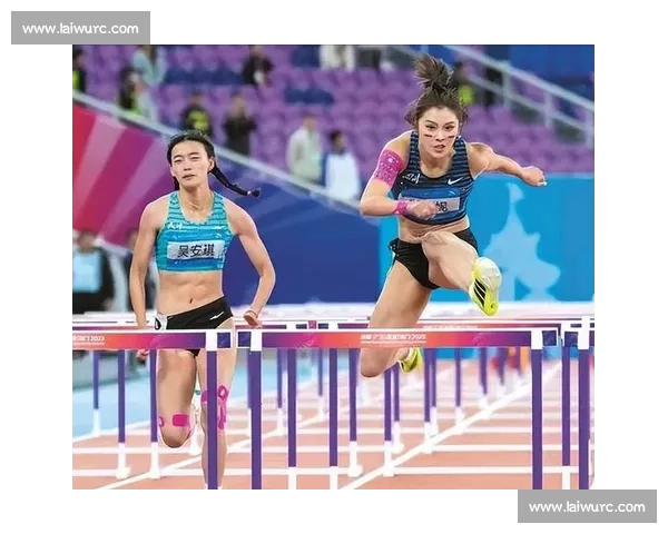 天津跨栏新星吴安琪创 PB 摘银！网友惊呼：这颜值和实力像极了国际名将