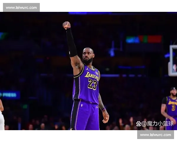 天妒英才：詹姆斯生涯屡战历史级强敌，命运枷锁何时能破？